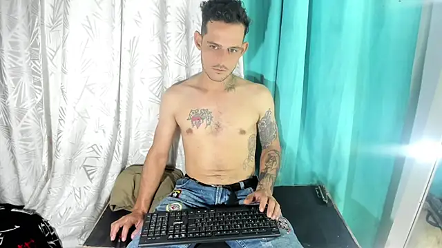 Sexybigjefffx online show from 11-30-25, 08:48