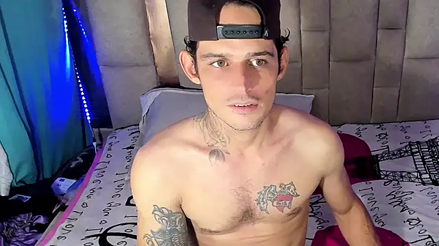 Snapshot of Sexybigjefffx chatting on 11-12-25, 09:35 Sexybigjefffx online show from 11-12-25, 09:35