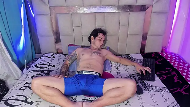 Sexybigjefffx online show from 11-16-25, 11:19