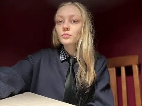 moonlight fiend online show from 12-21-25, 08:20