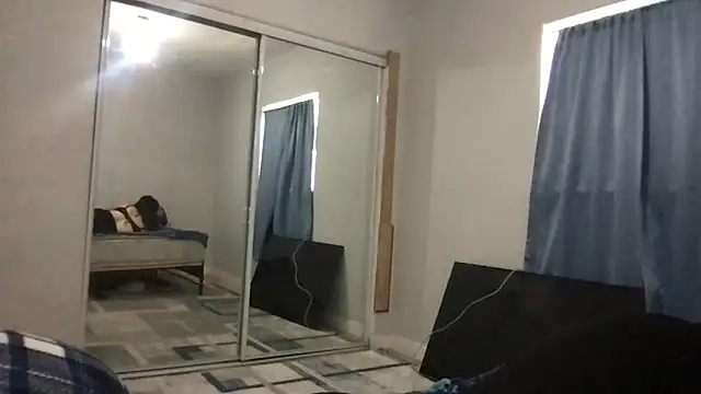 ymfg69 online show from 03-23-26, 10:42