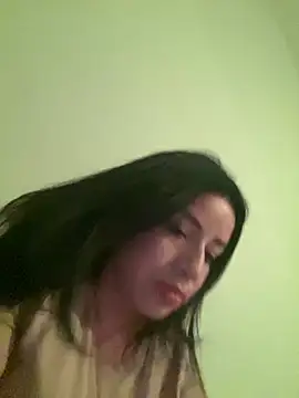 Snapshot of ymfg69 chatting on 06-11-26, 04:20 ymfg69 online show from 06-11-26, 04:20