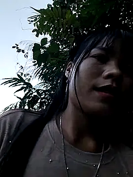 Snapshot of gugu0022 chatting on 05-25-26, 11:47 gugu0022 online show from 05-25-26, 11:47