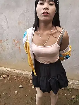 gugu0022 online show from 12-18-25, 09:47