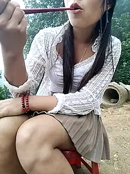 Snapshot of gugu0022 chatting on 07-23-26, 01:58 gugu0022 online show from 07-23-26, 01:58