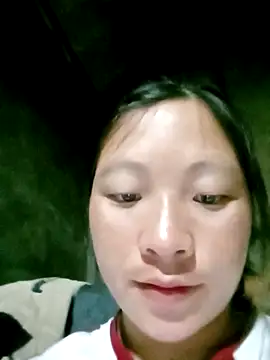 Snapshot of Micky_baby chatting on 05-12-26, 04:24 Micky baby online show from 05-12-26, 04:24