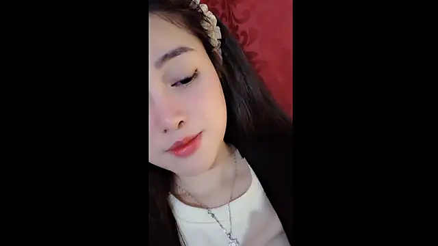 Snapshot of MiCandy-Lovee chatting on 02-10-26, 02:49 MiCandy-Lovee online show from 02-10-26, 02:49