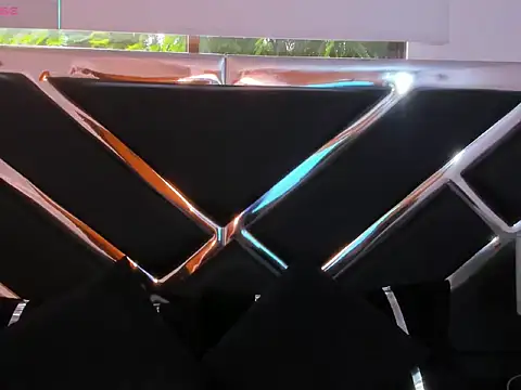 JacobRusso online show from 12-19-25, 06:32