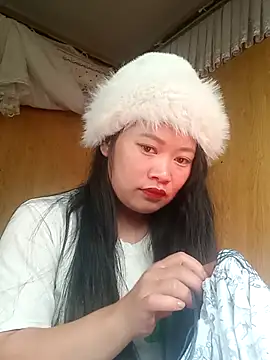 LyZii2k7 online show from 11-18-25, 02:27