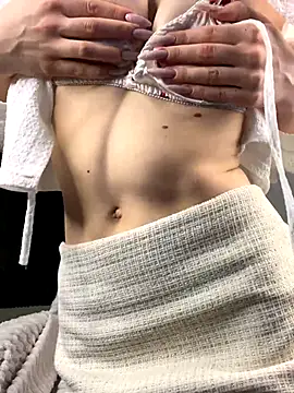 Shy Vivi online show from 11-28-25, 02:06