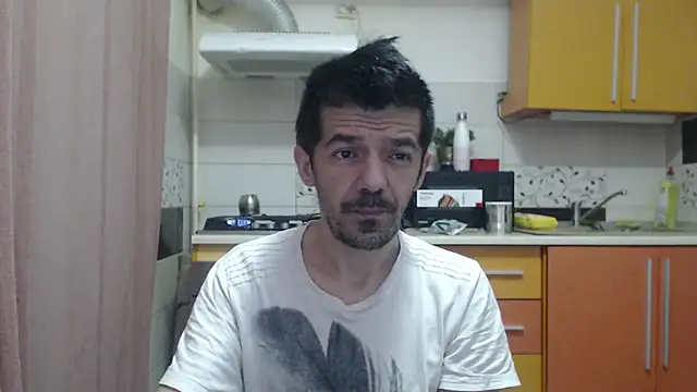 Dale E online show from 12-17-25, 05:23