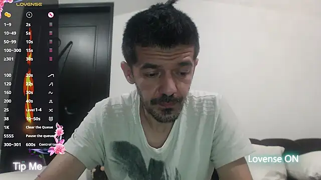 Dale E online show from 11-29-25, 03:06