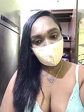 Dharshini98 online show from 02-25-26, 10:04