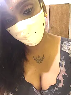 Dharshini98 online show from 03-06-26, 07:20