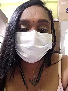 Dharshini98 online show from 01-11-26, 07:48