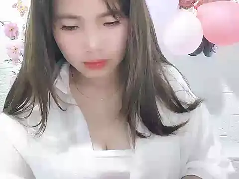 Snapshot of Site-loe chatting on 02-25-26, 01:33 Site-loe online show from 02-25-26, 01:33