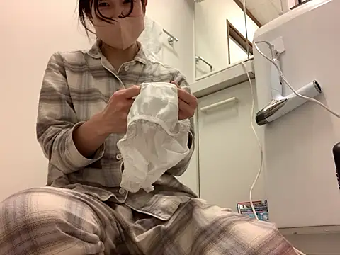 mayumichan13 online show from 02-09-26, 08:18