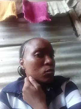 Beverlygurlx6 online show from 02-11-26, 01:33