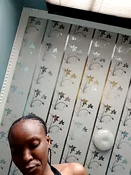 Beverlygurlx6 online show from 02-17-26, 05:49