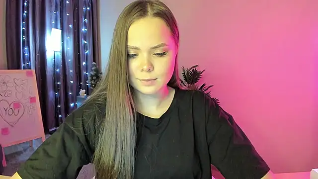 Kira love 81 online show from 02-18-26, 07:43