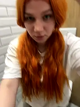 Outdoor Stefii online show from 11-13-25, 05:44