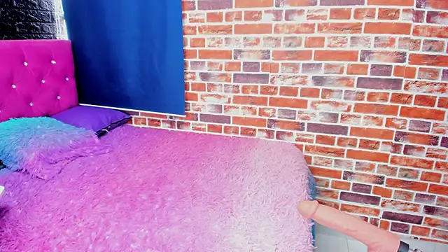 Nyra Rose online show from 11-20-25, 12:06