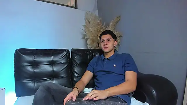 ZeusBrant online show from 03-13-26, 01:27