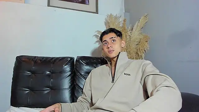 ZeusBrant online show from 04-08-26, 01:12