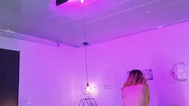 NinaSakura Eup online show from 03-25-26, 12:04