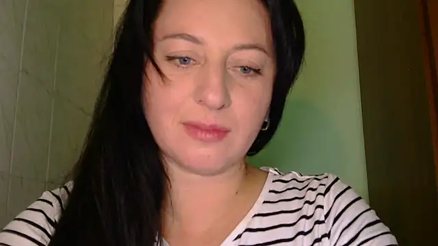 MelinaAx online show from 12-16-25, 10:14