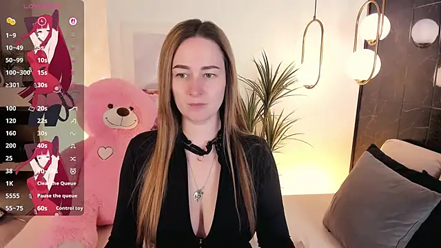 EmmaBloomm online show from 07-20-26, 12:07