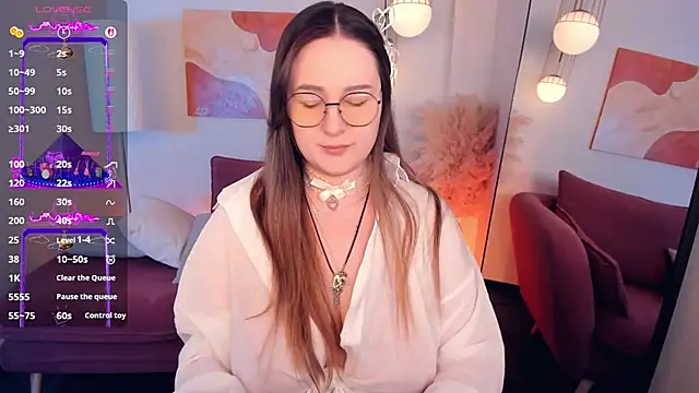 EmmaBloomm online show from 01-10-26, 09:32