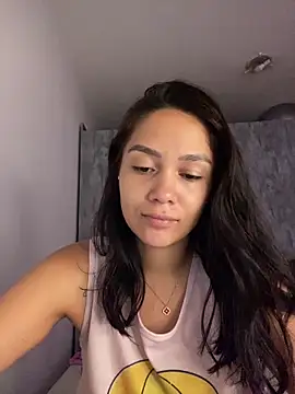 Snapshot of carolsapequinha chatting on 02-02-26, 11:42 carolsapequinha online show from 02-02-26, 11:42