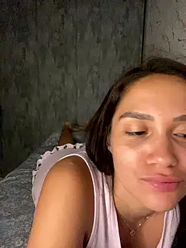 Snapshot of carolsapequinha chatting on 01-17-26, 02:26 carolsapequinha online show from 01-17-26, 02:26