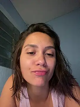 Snapshot of carolsapequinha chatting on 08-09-26, 04:51 carolsapequinha online show from 08-09-26, 04:51