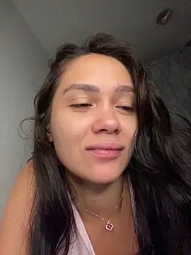 Snapshot of carolsapequinha chatting on 02-03-26, 12:10 carolsapequinha online show from 02-03-26, 12:10