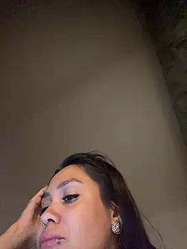 Snapshot of carolsapequinha chatting on 07-17-26, 04:53 carolsapequinha online show from 07-17-26, 04:53
