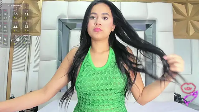 Estefanny lopez19 online show from 04-13-26, 12:20