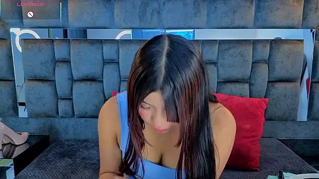 IssaJones  online show from 02-17-26, 07:55