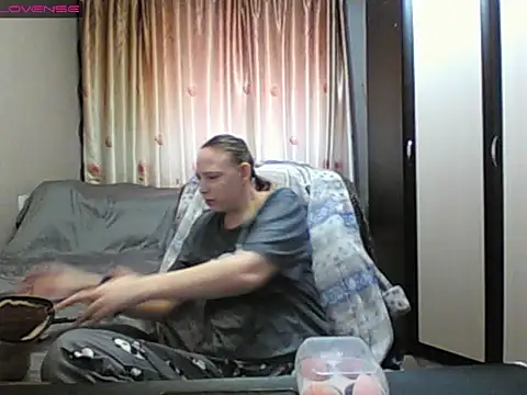 Snapshot of JenniDeep chatting on 02-06-26, 05:25 JenniDeep online show from 02-06-26, 05:25