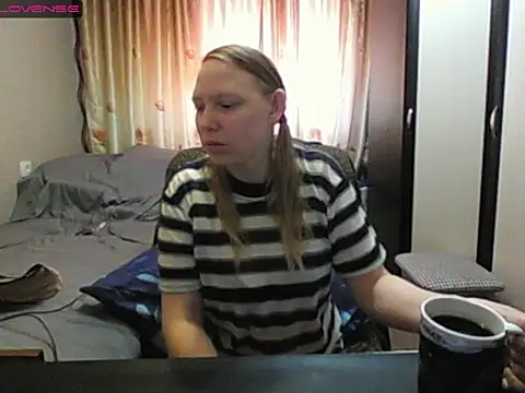 JenniDeep online show from 04-16-26, 08:15