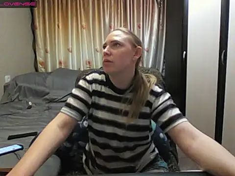 JenniDeep online show from 04-15-26, 04:11