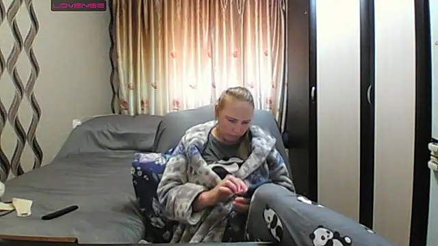 Snapshot of JenniDeep chatting on 05-30-26, 11:16 JenniDeep online show from 05-30-26, 11:16