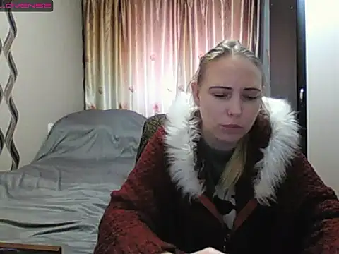 Snapshot of JenniDeep chatting on 02-19-26, 11:29 JenniDeep online show from 02-19-26, 11:29