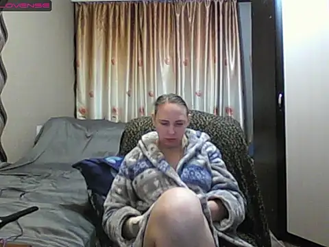 Snapshot of JenniDeep chatting on 02-02-26, 02:27 JenniDeep online show from 02-02-26, 02:27