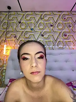 MelanyyJhonson15 online show from 04-18-26, 02:58