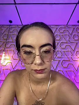 MelanyyJhonson15 online show from 06-20-26, 09:31