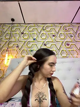 MelanyyJhonson15 online show from 06-11-26, 12:32