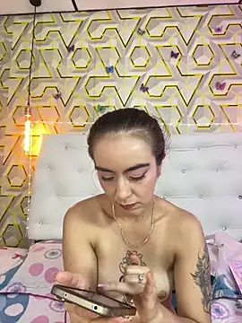MelanyyJhonson15 online show from 05-28-26, 08:15
