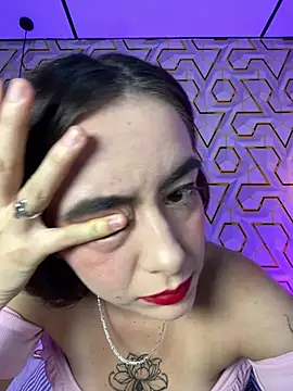 MelanyyJhonson15 online show from 07-05-26, 04:19